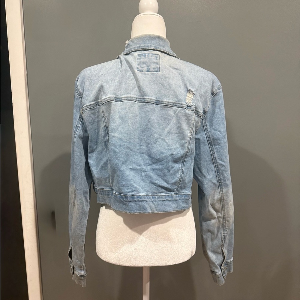*PRE-OWNED* Wax Jean Women's 3X Light Blue Distressed Denim Jacket - Picture 2 of 8